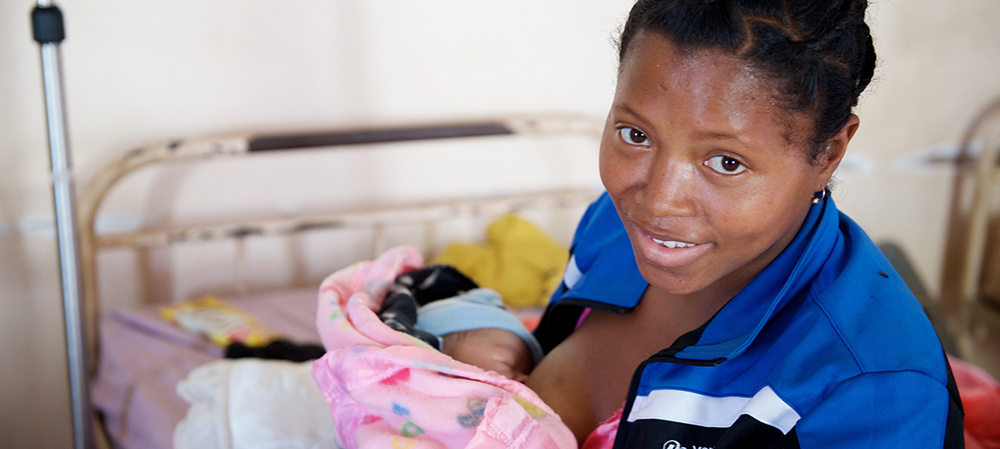 The World Health Organization recommends a preventative dose of oxytocin to all women in the third stage of labor to prevent postpartum hemorrhage. GHSC-PSM procures oxytocin for mothers like this one in Madagascar. Photo credit: Lan Andrian