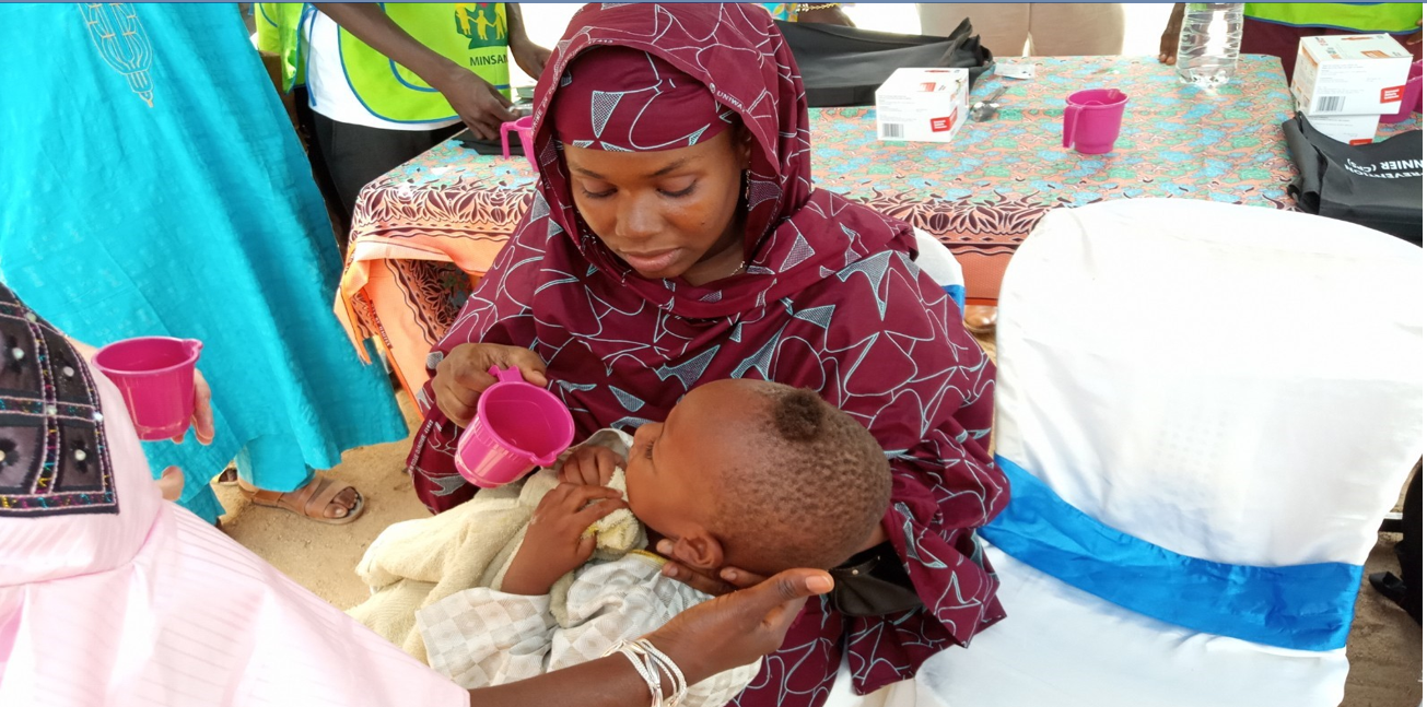 A child receives SPAQ in Cameroon