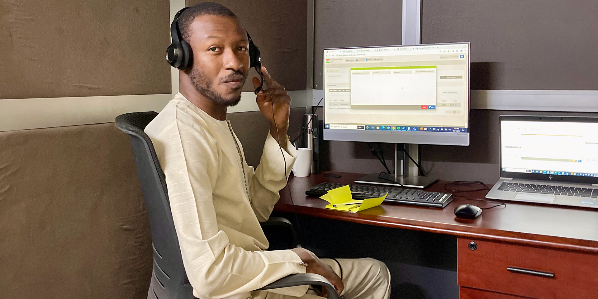 A rep in the PSM Niger Call Center